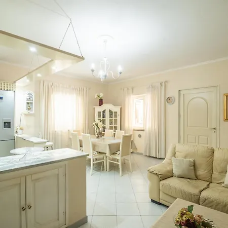 San Nikola House Apartament